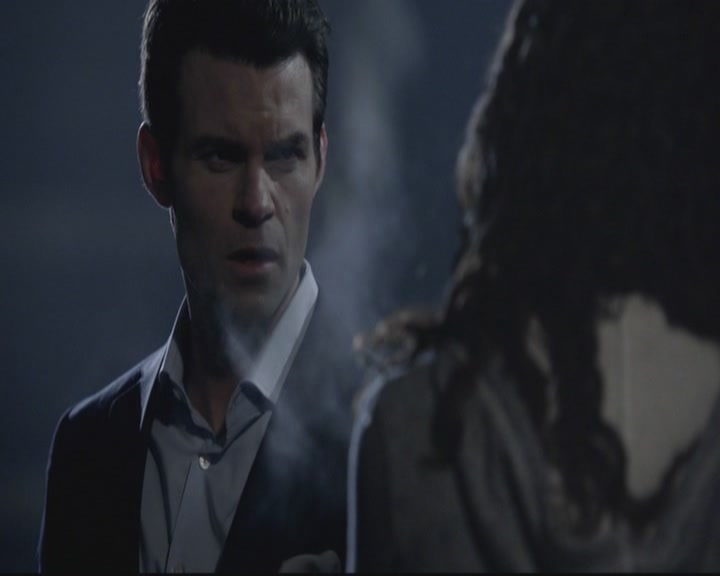 VampireDiariesWorld-dot-org_TheOriginals1x15LeGrandGuignol2051.jpg