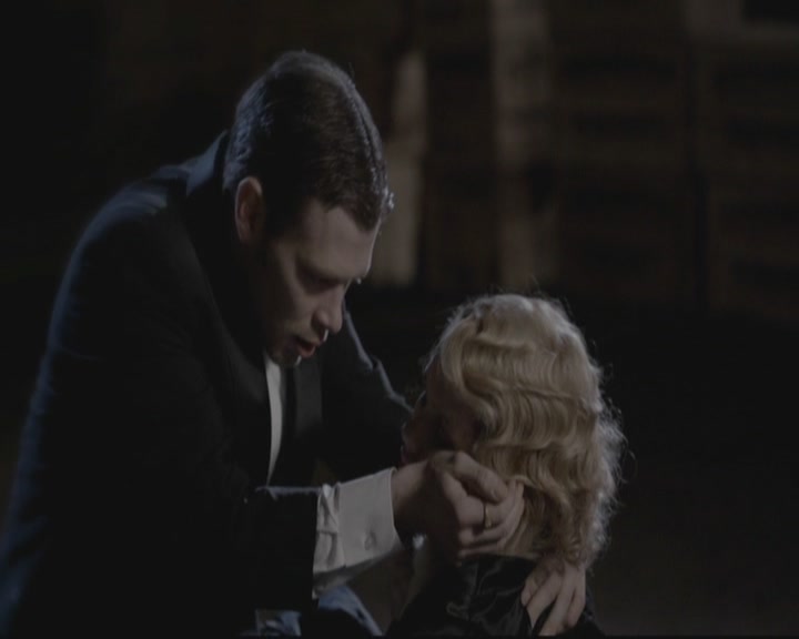 VampireDiariesWorld-dot-org_TheOriginals1x15LeGrandGuignol2219.jpg