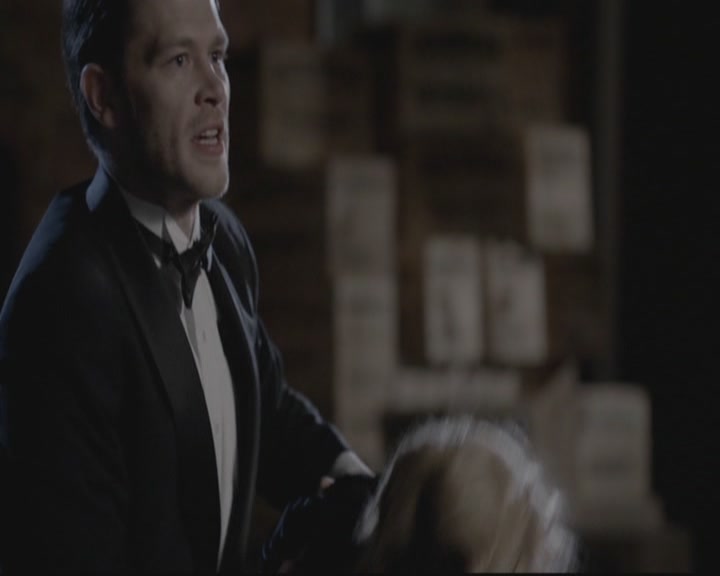 VampireDiariesWorld-dot-org_TheOriginals1x15LeGrandGuignol2241.jpg