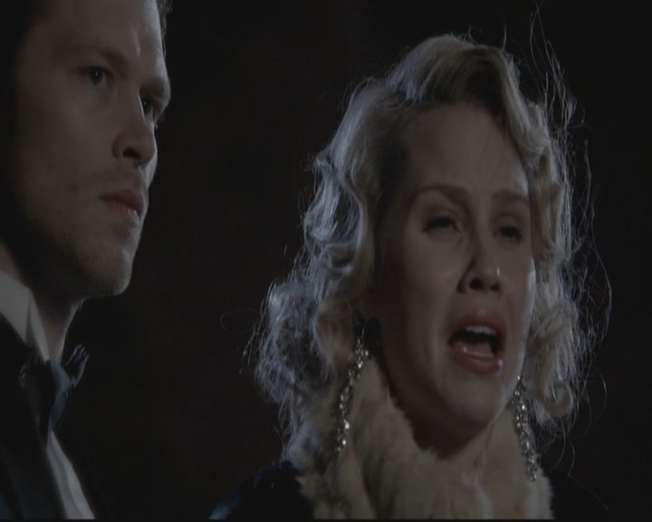 VampireDiariesWorld-dot-org_TheOriginals1x15LeGrandGuignol2253.jpg