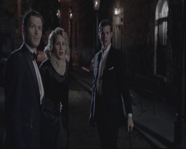 VampireDiariesWorld-dot-org_TheOriginals1x15LeGrandGuignol2276.jpg