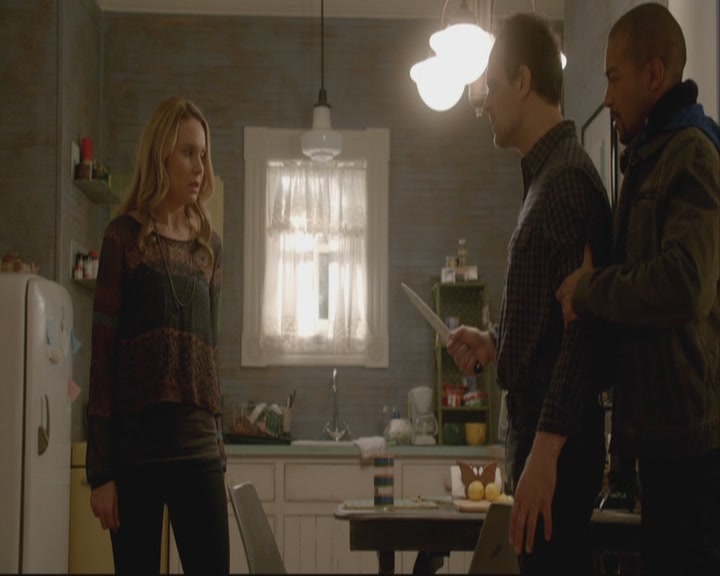 VampireDiariesWorld-dot-org_TheOriginals1x16FarewellToStoryville-deletedscene0066.jpg