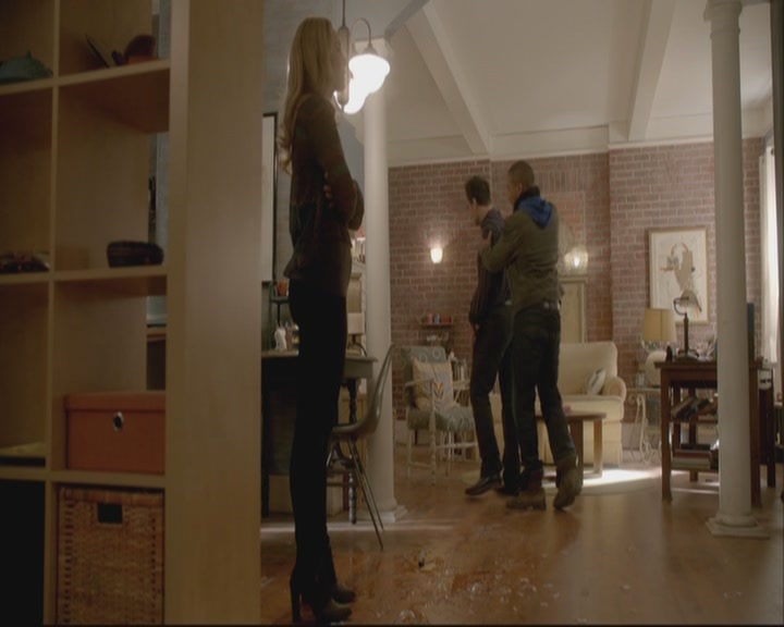 VampireDiariesWorld-dot-org_TheOriginals1x16FarewellToStoryville-deletedscene0077.jpg