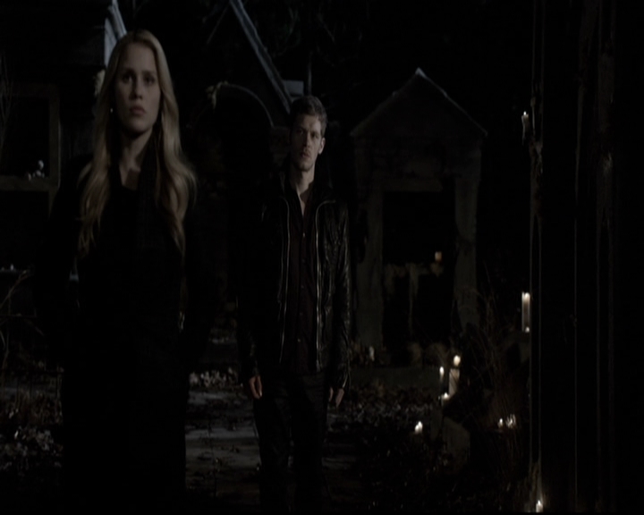 VampireDiariesWorld-dot-org_TheOriginals1x16FarewellToStoryville1709.jpg