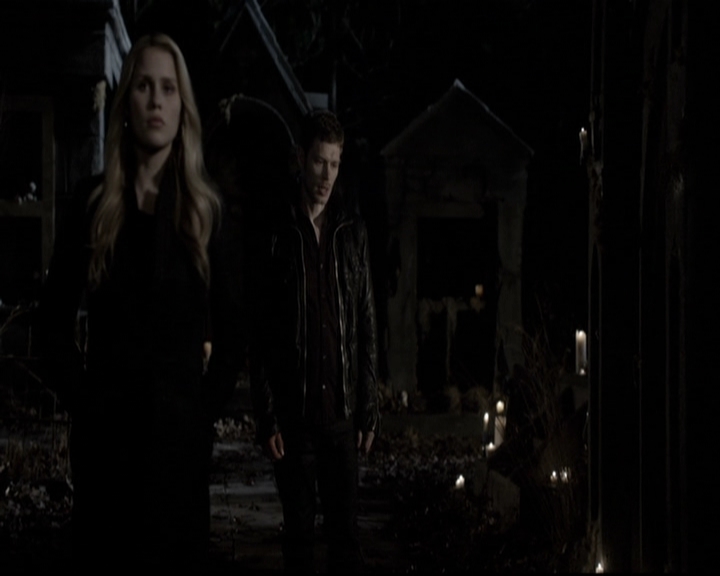 VampireDiariesWorld-dot-org_TheOriginals1x16FarewellToStoryville1712.jpg