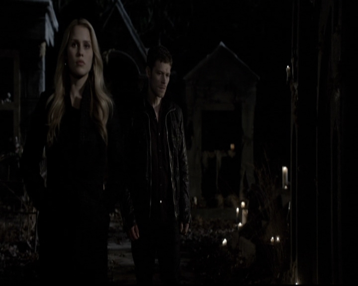 VampireDiariesWorld-dot-org_TheOriginals1x16FarewellToStoryville1714.jpg