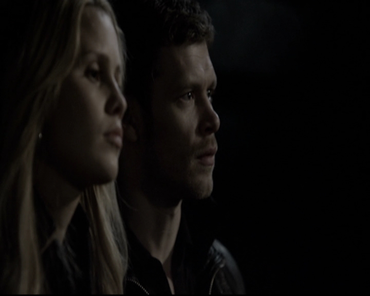 VampireDiariesWorld-dot-org_TheOriginals1x16FarewellToStoryville1716.jpg