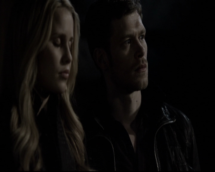 VampireDiariesWorld-dot-org_TheOriginals1x16FarewellToStoryville1724.jpg