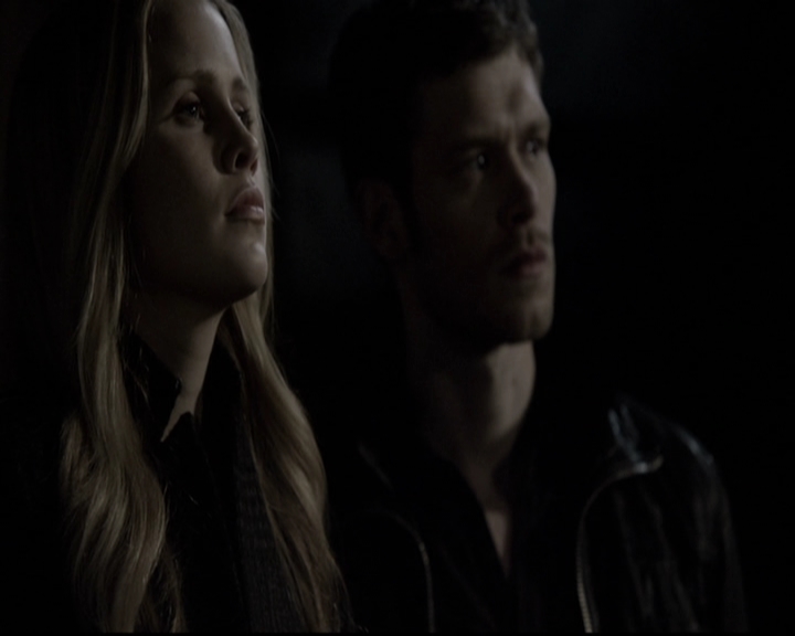 VampireDiariesWorld-dot-org_TheOriginals1x16FarewellToStoryville1727.jpg