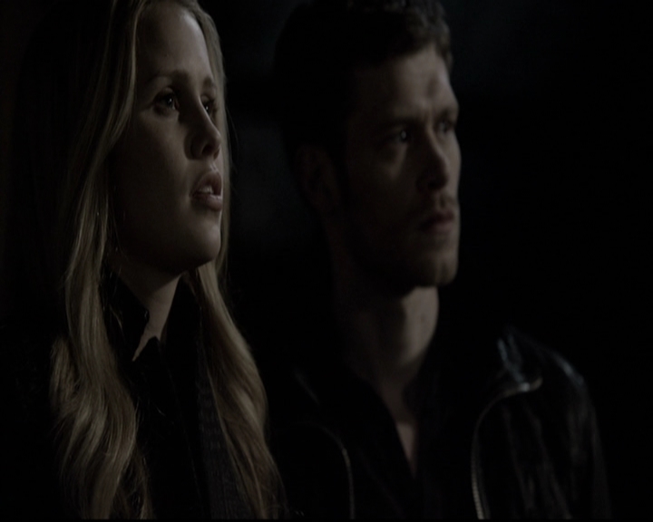 VampireDiariesWorld-dot-org_TheOriginals1x16FarewellToStoryville1730.jpg