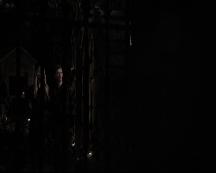 VampireDiariesWorld-dot-org_TheOriginals1x16FarewellToStoryville1738.jpg