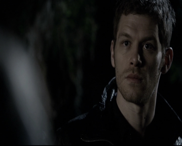 VampireDiariesWorld-dot-org_TheOriginals1x16FarewellToStoryville1812.jpg