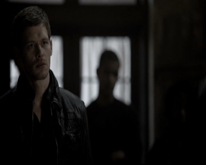 VampireDiariesWorld-dot-org_TheOriginals1x16FarewellToStoryville1943.jpg