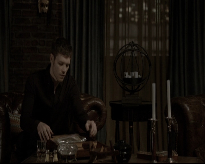 VampireDiariesWorld-dot-org_TheOriginals1x16FarewellToStoryville2264.jpg