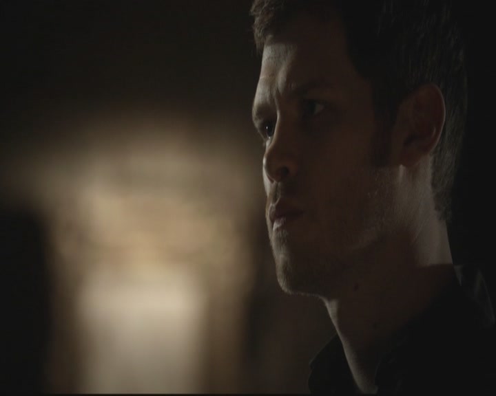 VampireDiariesWorld-dot-org_TheOriginals1x17MoonOverBourbonStreet0198.jpg