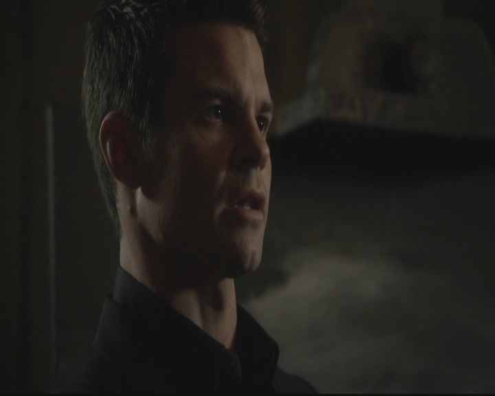 VampireDiariesWorld-dot-org_TheOriginals1x17MoonOverBourbonStreet0199.jpg