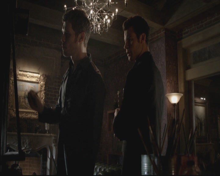 VampireDiariesWorld-dot-org_TheOriginals1x17MoonOverBourbonStreet0220.jpg