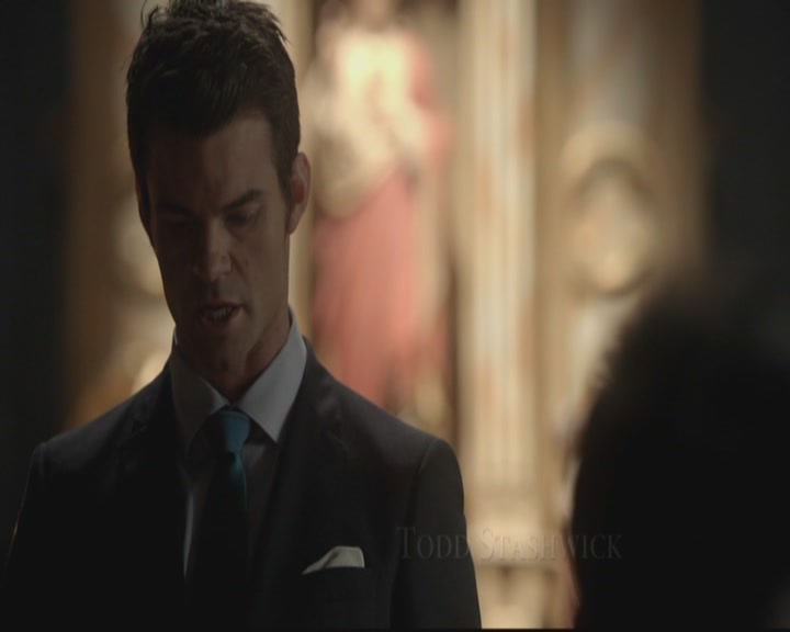 VampireDiariesWorld-dot-org_TheOriginals1x17MoonOverBourbonStreet0275.jpg