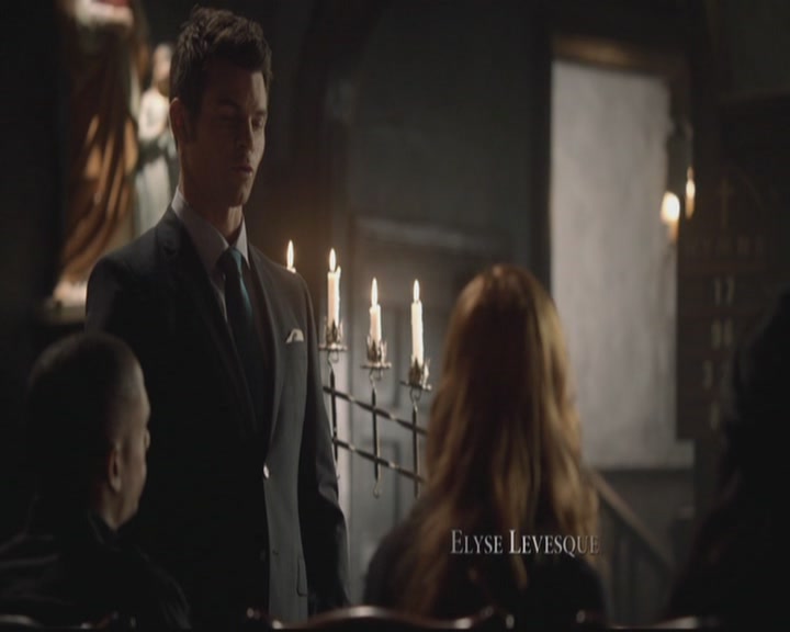 VampireDiariesWorld-dot-org_TheOriginals1x17MoonOverBourbonStreet0277.jpg