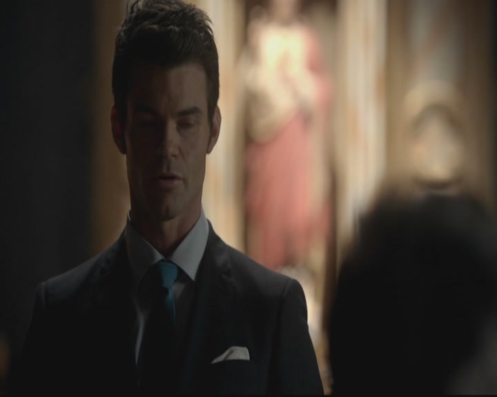 VampireDiariesWorld-dot-org_TheOriginals1x17MoonOverBourbonStreet0279.jpg