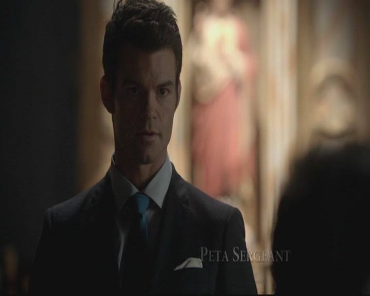 VampireDiariesWorld-dot-org_TheOriginals1x17MoonOverBourbonStreet0281.jpg