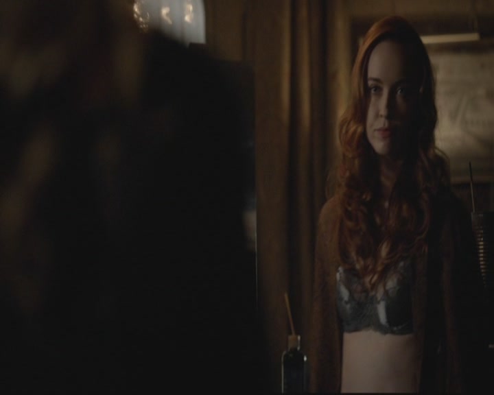 VampireDiariesWorld-dot-org_TheOriginals1x17MoonOverBourbonStreet0545.jpg