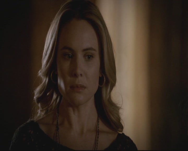 VampireDiariesWorld-dot-org_TheOriginals1x17MoonOverBourbonStreet0553.jpg