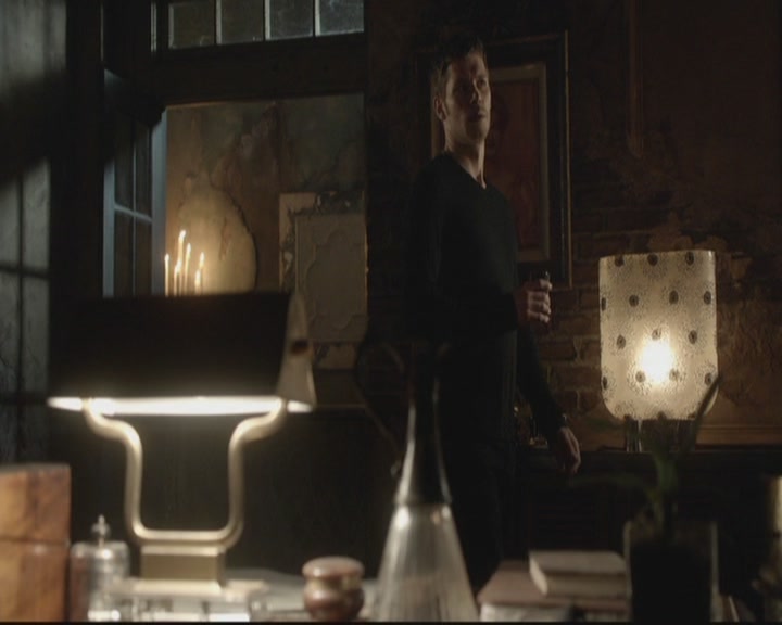 VampireDiariesWorld-dot-org_TheOriginals1x17MoonOverBourbonStreet0579.jpg