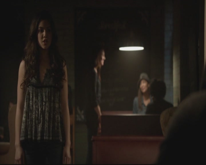 VampireDiariesWorld-dot-org_TheOriginals1x17MoonOverBourbonStreet0610.jpg