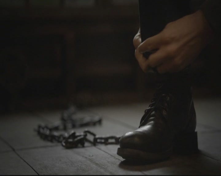 VampireDiariesWorld-dot-org_TheOriginals1x17MoonOverBourbonStreet0718.jpg