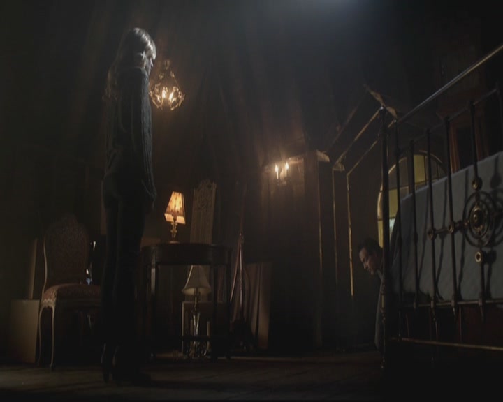 VampireDiariesWorld-dot-org_TheOriginals1x17MoonOverBourbonStreet0728.jpg