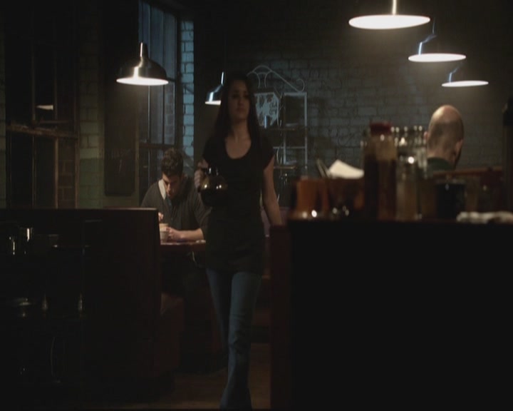 VampireDiariesWorld-dot-org_TheOriginals1x17MoonOverBourbonStreet1103.jpg