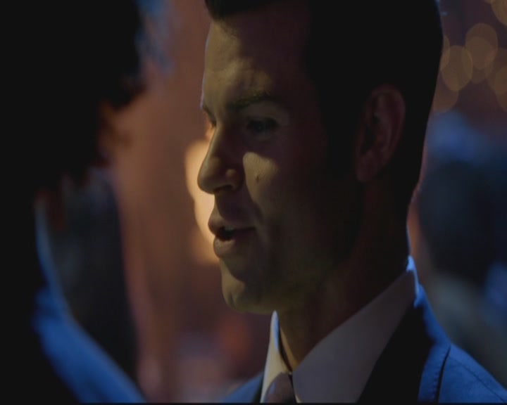 VampireDiariesWorld-dot-org_TheOriginals1x17MoonOverBourbonStreet1174.jpg