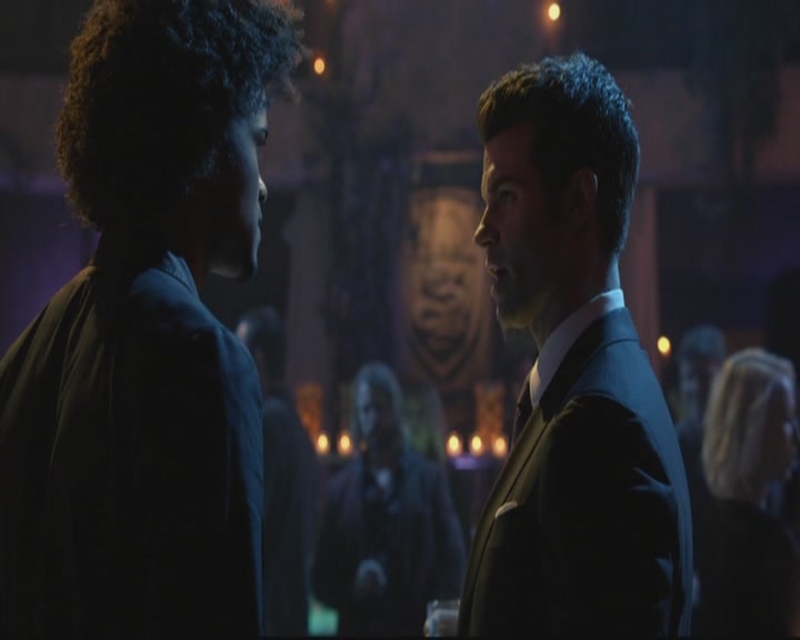 VampireDiariesWorld-dot-org_TheOriginals1x17MoonOverBourbonStreet1194.jpg