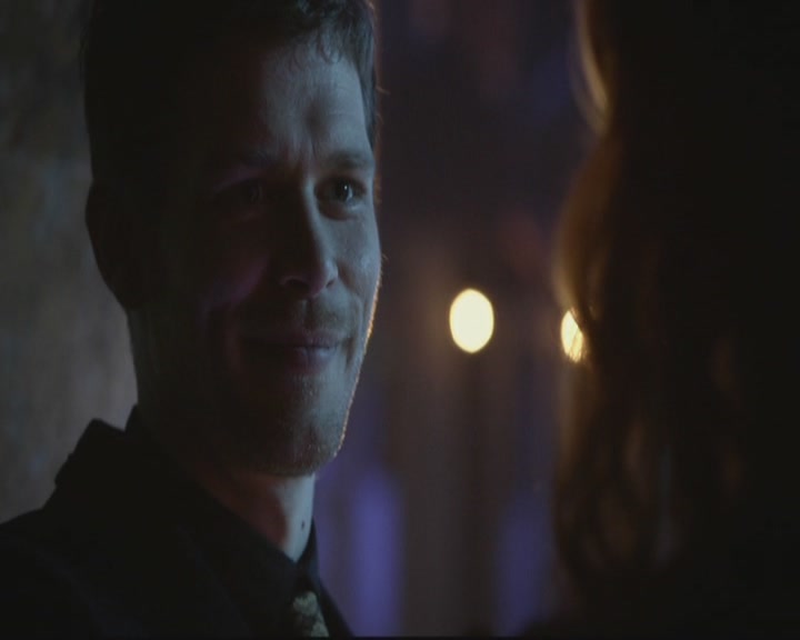 VampireDiariesWorld-dot-org_TheOriginals1x17MoonOverBourbonStreet1258.jpg