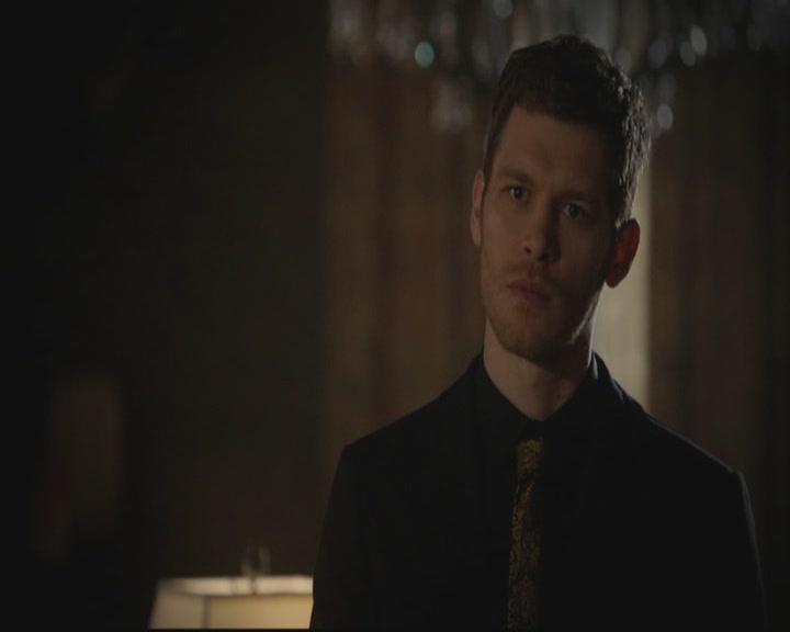 VampireDiariesWorld-dot-org_TheOriginals1x17MoonOverBourbonStreet1288.jpg