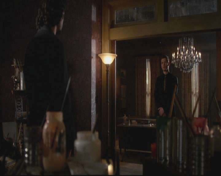 VampireDiariesWorld-dot-org_TheOriginals1x17MoonOverBourbonStreet1300.jpg