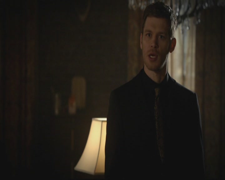 VampireDiariesWorld-dot-org_TheOriginals1x17MoonOverBourbonStreet1312.jpg