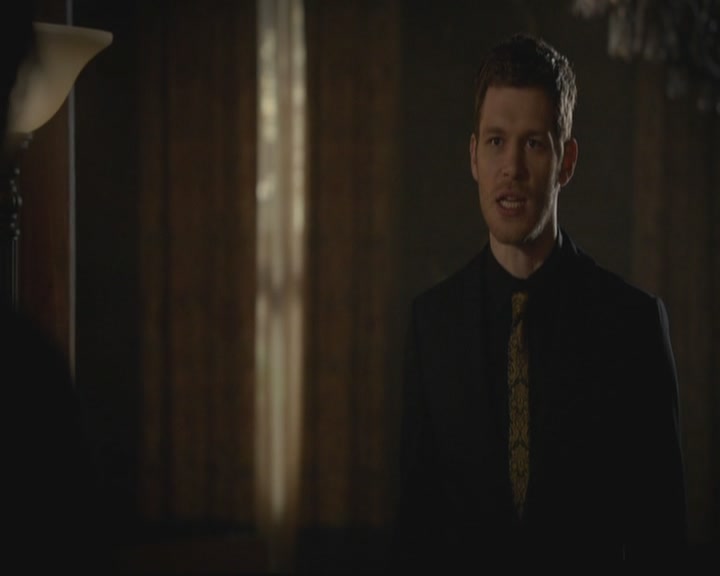 VampireDiariesWorld-dot-org_TheOriginals1x17MoonOverBourbonStreet1328.jpg