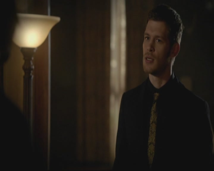 VampireDiariesWorld-dot-org_TheOriginals1x17MoonOverBourbonStreet1329.jpg