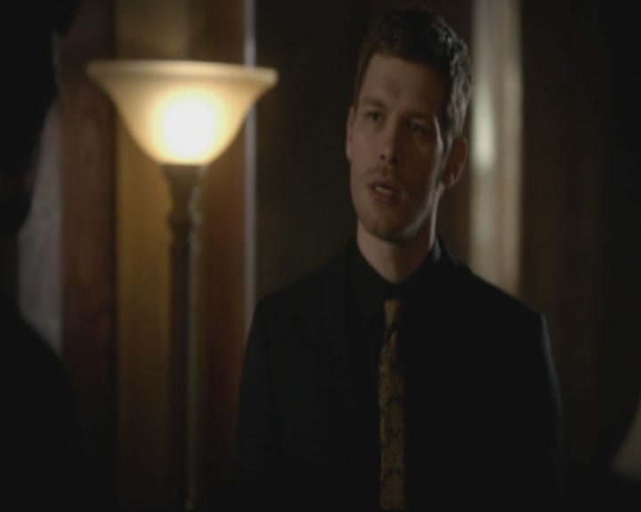 VampireDiariesWorld-dot-org_TheOriginals1x17MoonOverBourbonStreet1330.jpg