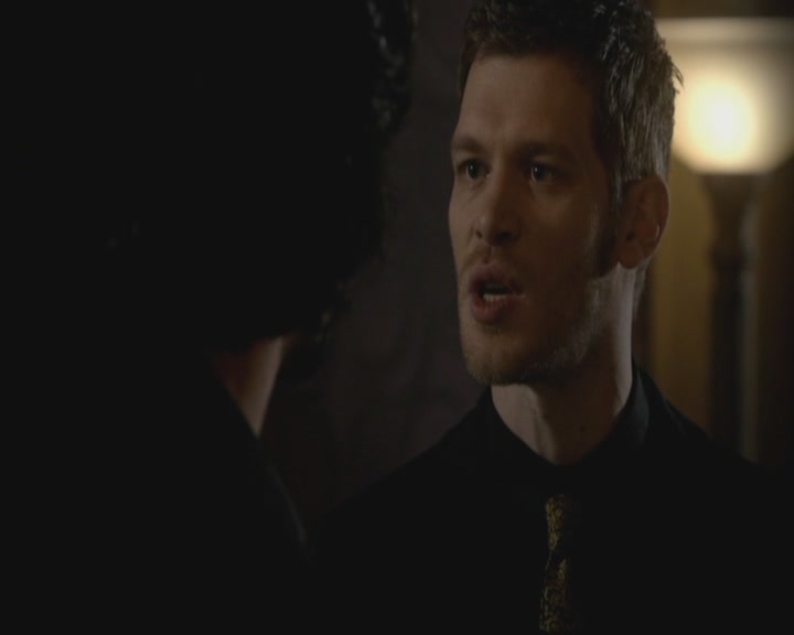 VampireDiariesWorld-dot-org_TheOriginals1x17MoonOverBourbonStreet1342.jpg