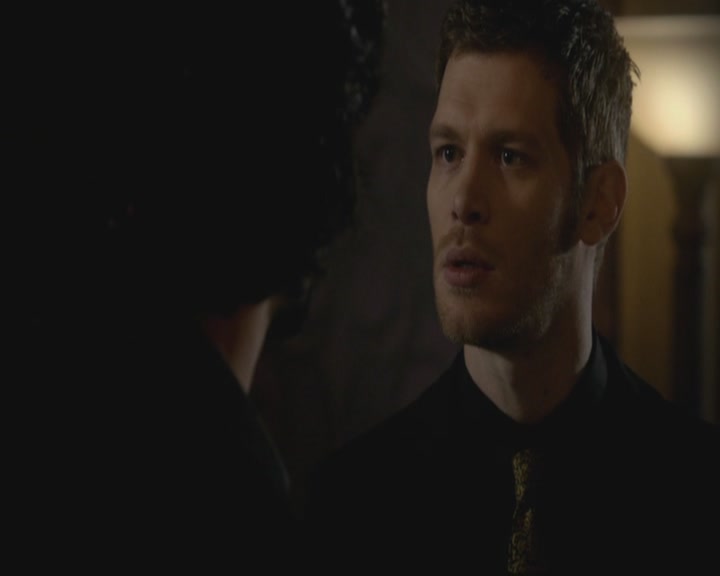 VampireDiariesWorld-dot-org_TheOriginals1x17MoonOverBourbonStreet1343.jpg