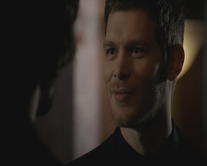 VampireDiariesWorld-dot-org_TheOriginals1x17MoonOverBourbonStreet1348.jpg