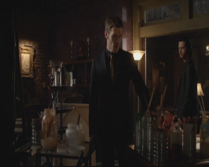 VampireDiariesWorld-dot-org_TheOriginals1x17MoonOverBourbonStreet1355.jpg