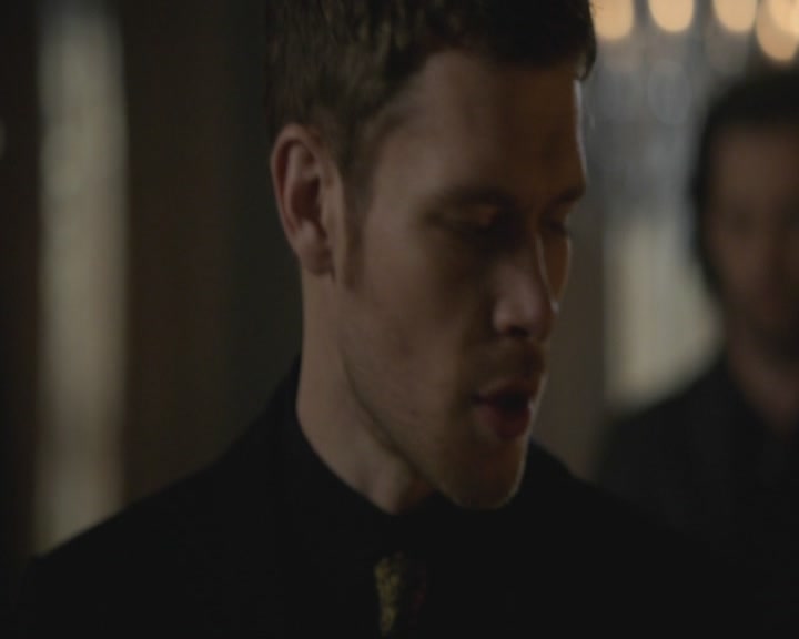 VampireDiariesWorld-dot-org_TheOriginals1x17MoonOverBourbonStreet1363.jpg