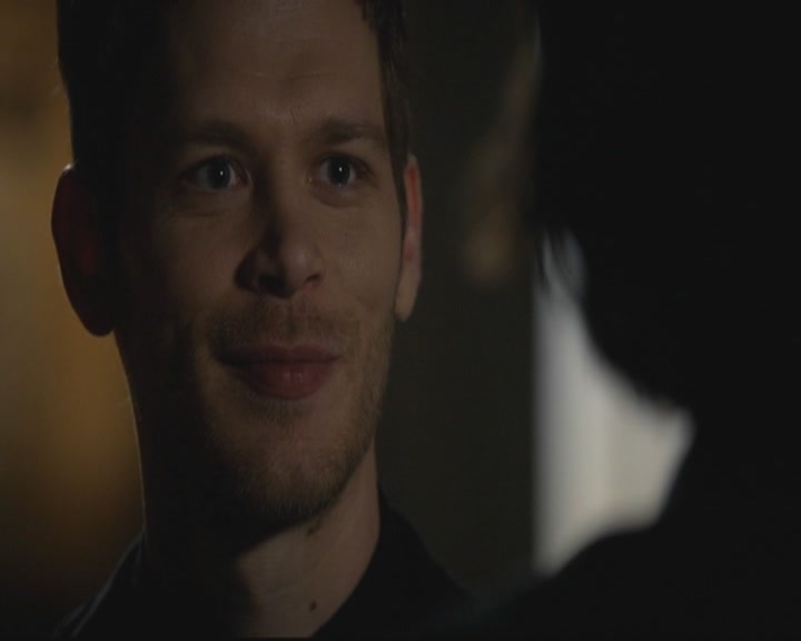 VampireDiariesWorld-dot-org_TheOriginals1x17MoonOverBourbonStreet1397.jpg