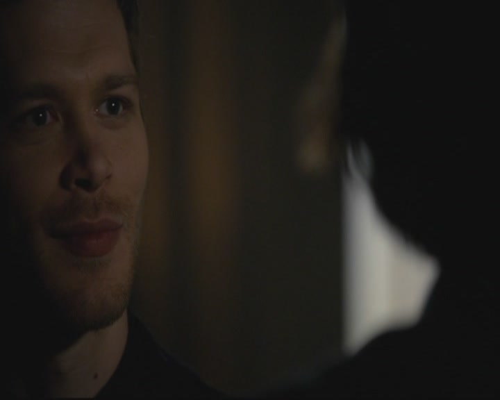VampireDiariesWorld-dot-org_TheOriginals1x17MoonOverBourbonStreet1399.jpg