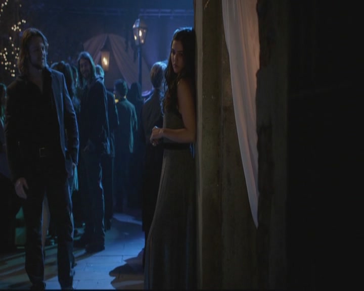 VampireDiariesWorld-dot-org_TheOriginals1x17MoonOverBourbonStreet1455.jpg