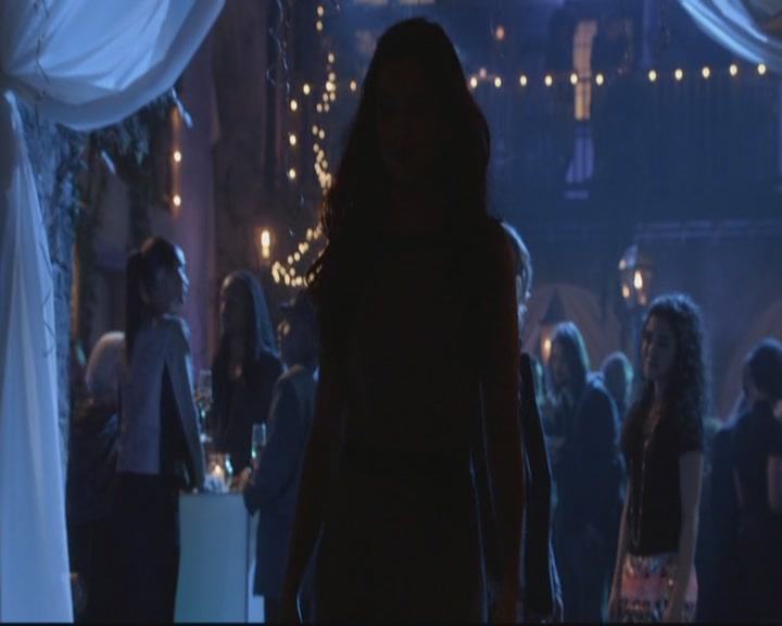 VampireDiariesWorld-dot-org_TheOriginals1x17MoonOverBourbonStreet1482.jpg